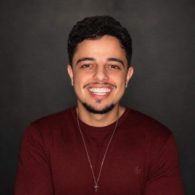 Bruno Hoffmann, Product Designer e Design Engineer, retrato em preto e branco